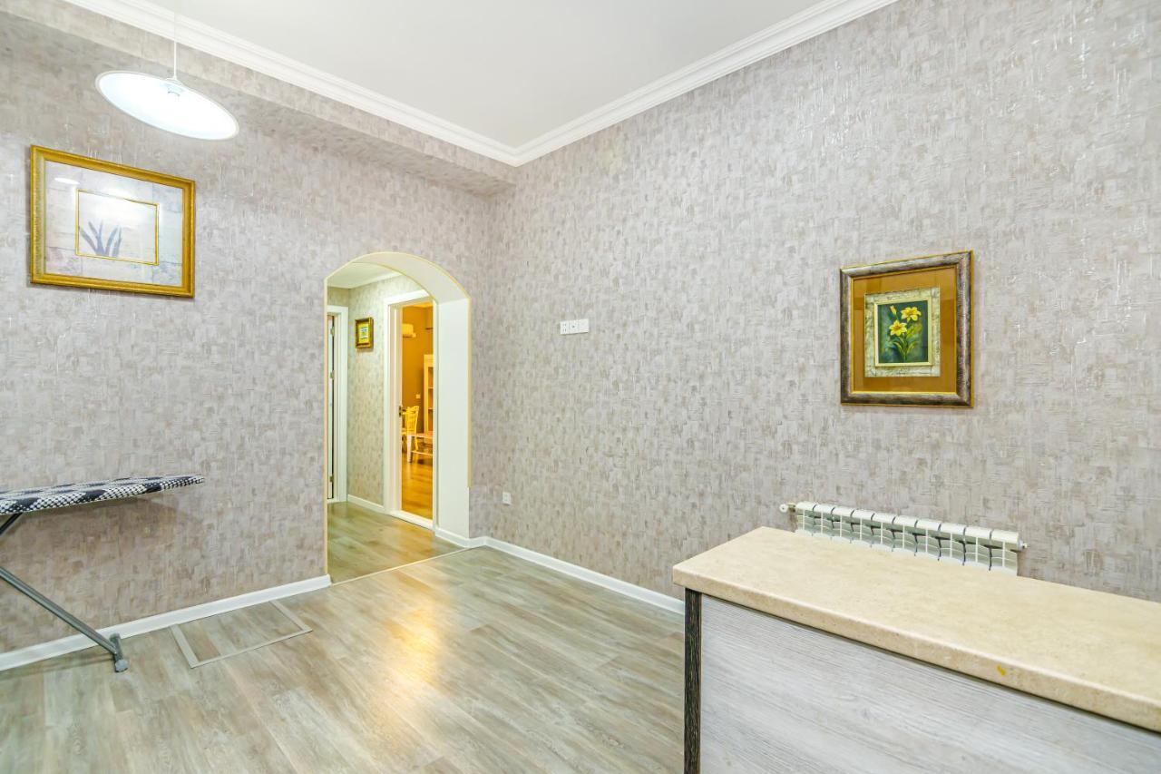 באקו Luxury 2 Room Apartment In The Center מראה חיצוני תמונה