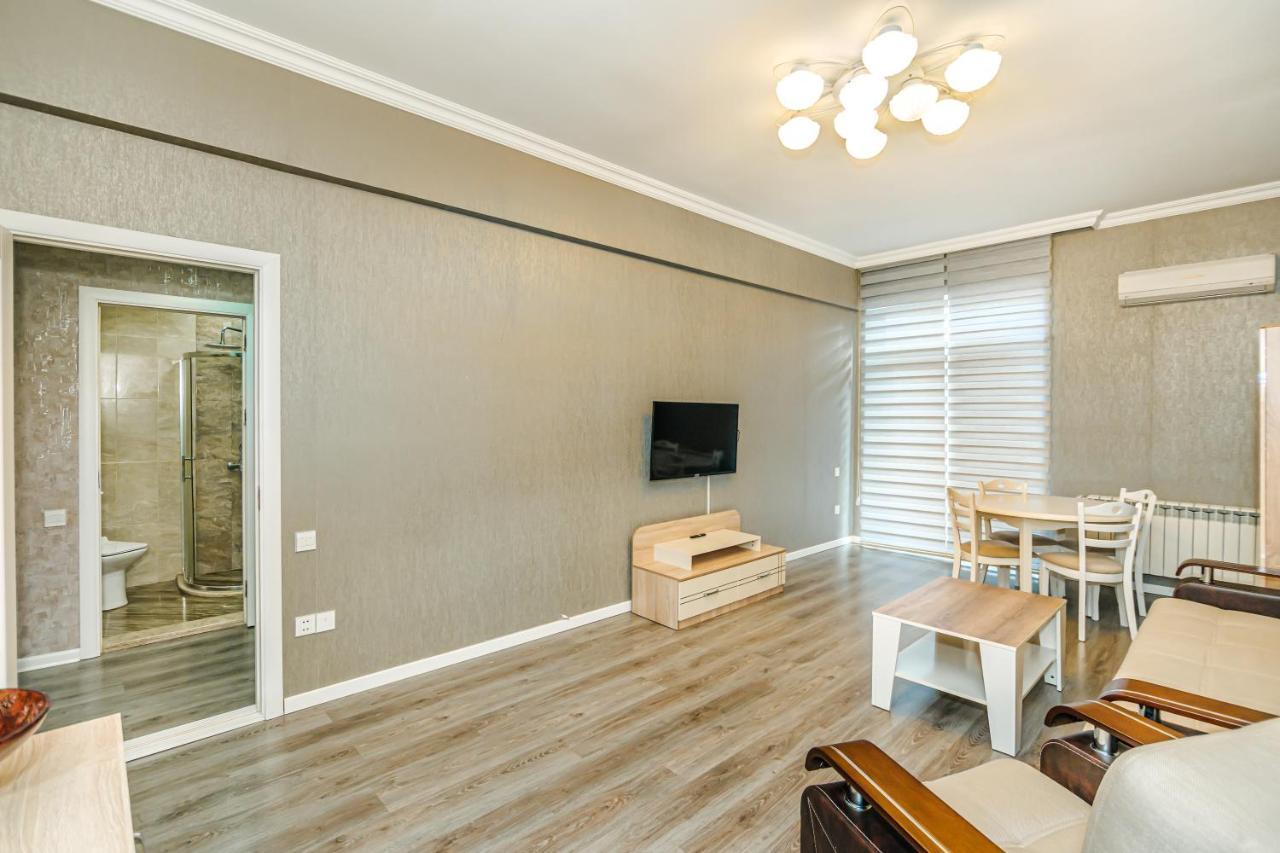 באקו Luxury 2 Room Apartment In The Center מראה חיצוני תמונה