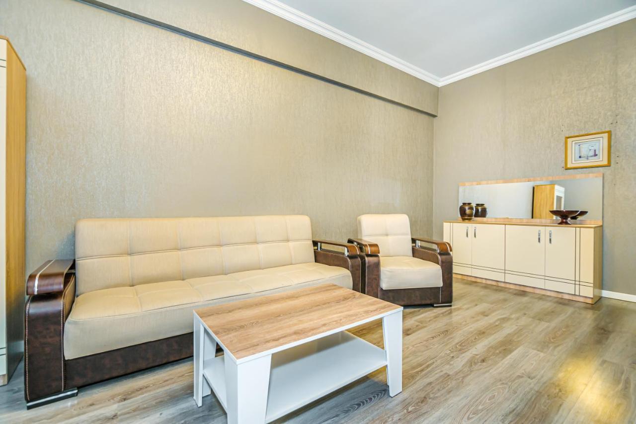 באקו Luxury 2 Room Apartment In The Center מראה חיצוני תמונה